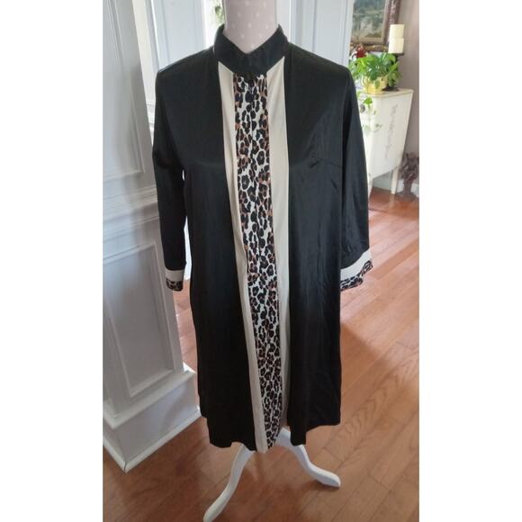 Vintage Vanity Fair Short Dressing Robe House Dress Black Leopard Print Size 12 - Picture 1 of 11
